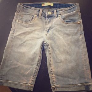 Girls Levi’s Bermuda jean shorts